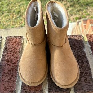 Cozy Tan Kids Boots